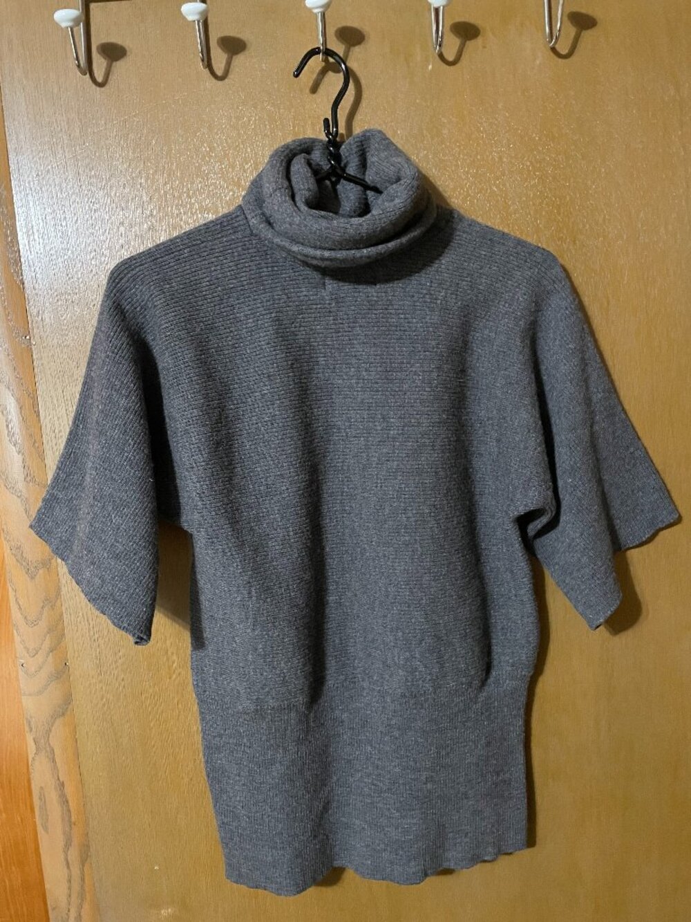 Cynthia Rowley Merino Wool Short Sleeve Gray Turtleneck Sweater-Size Large